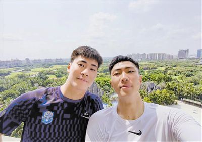 日少妇的b
